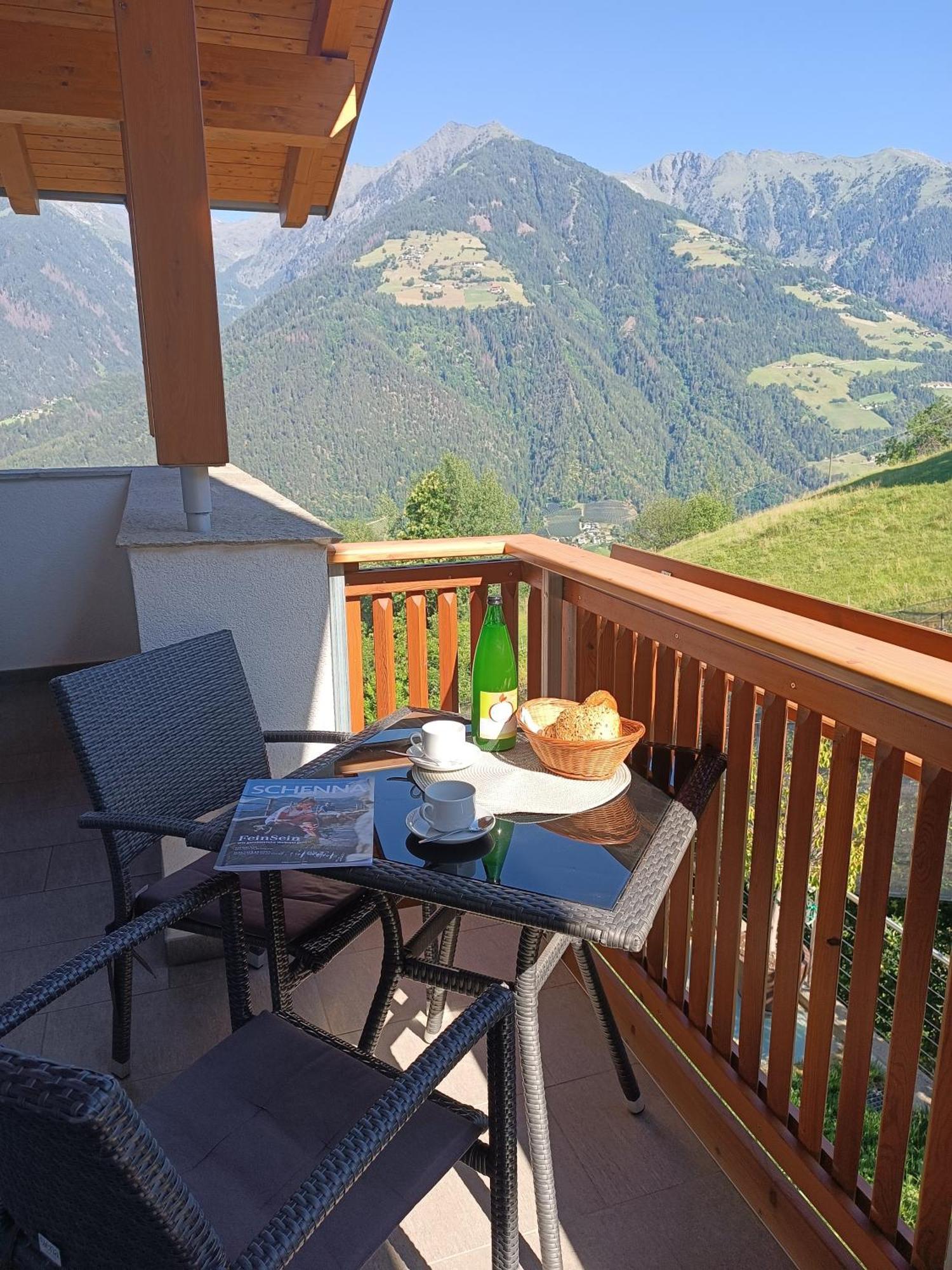 Pruensterhof Schenna Appartement Buitenkant foto