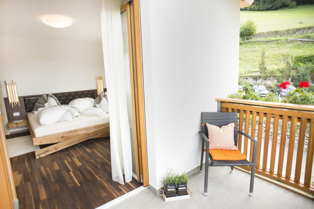 Pruensterhof Schenna Appartement Kamer foto